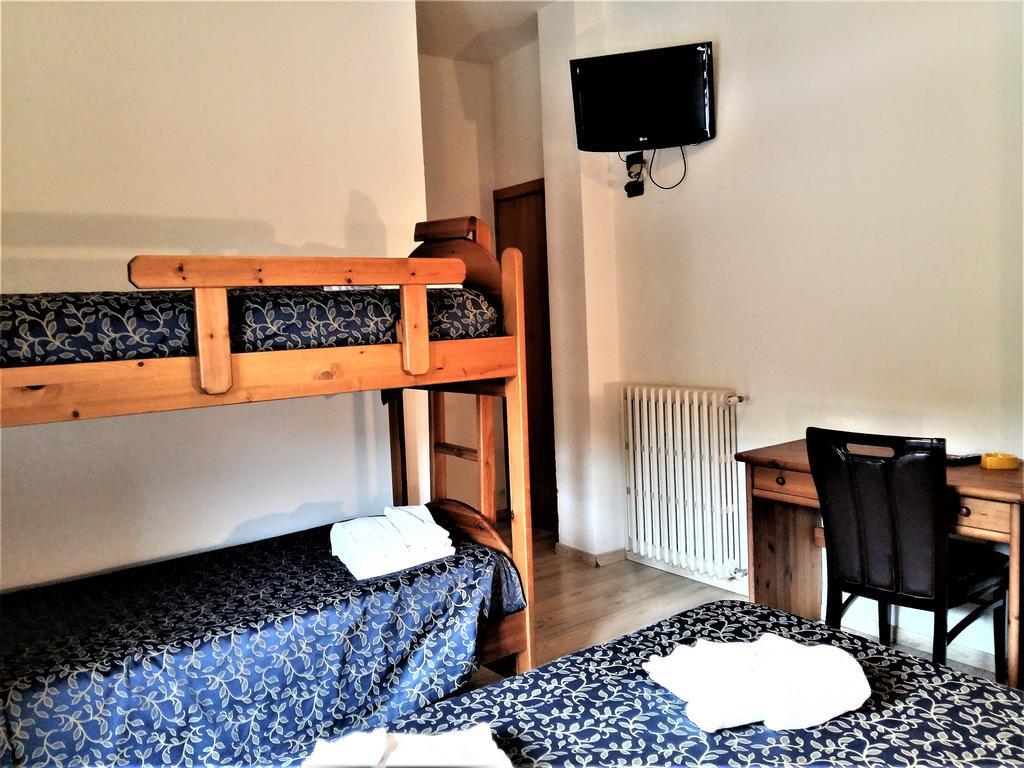 Albergo Al Maniero Ponte Di Legno Exterior photo